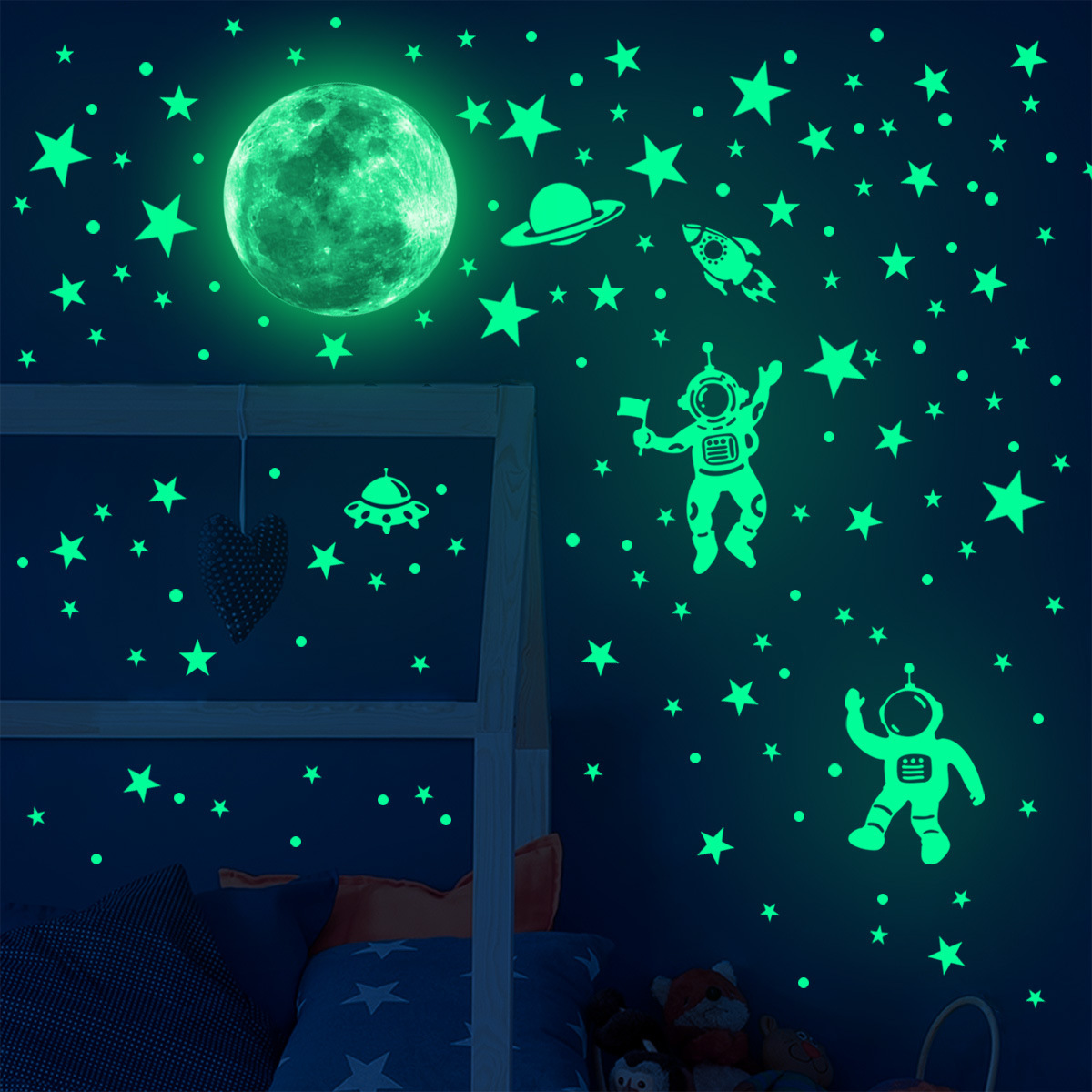 Luminous Moon Stars Wall Stick - Glow In Dark Stars recension och pris